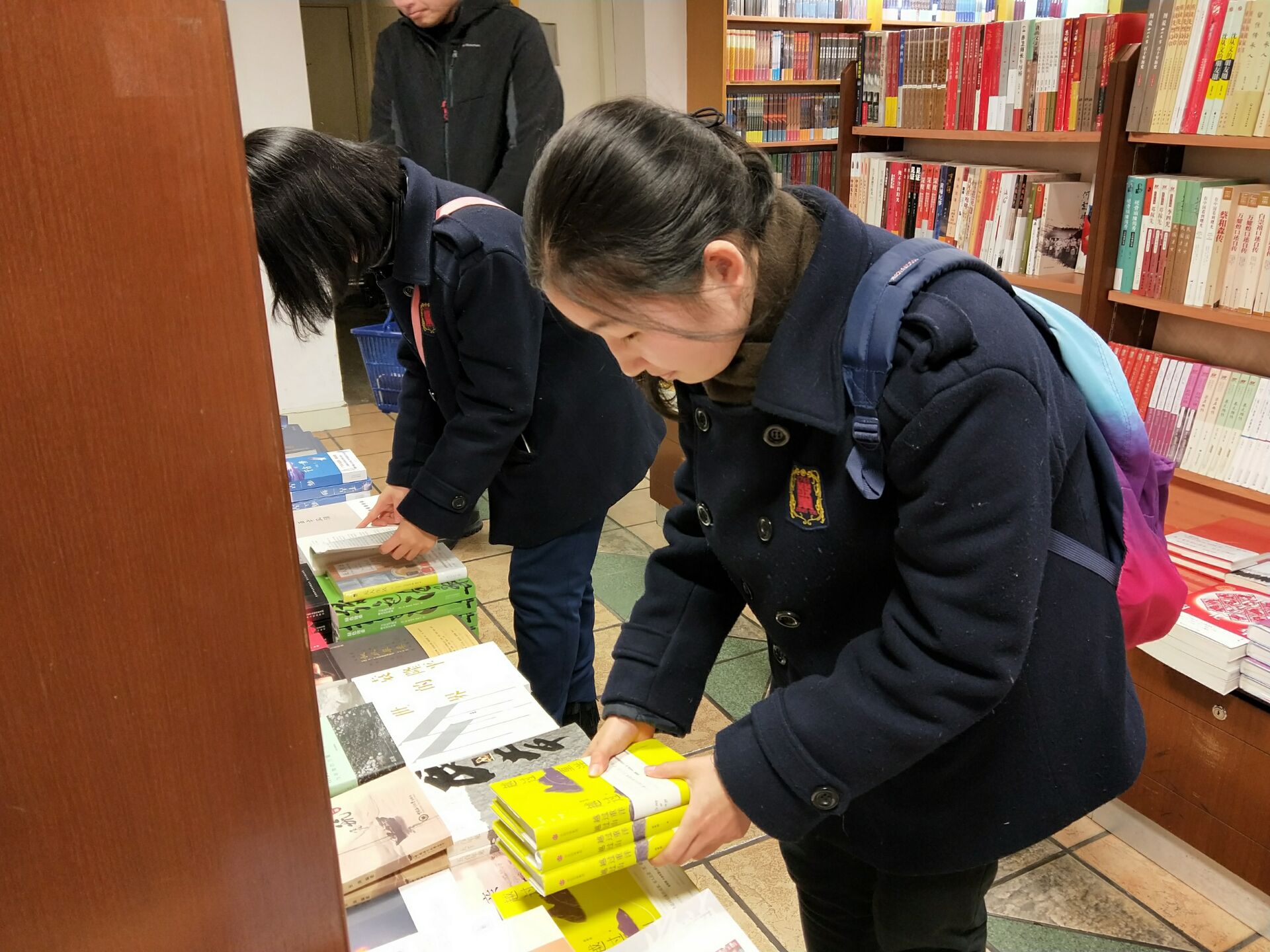 180128��һ��7�������ʵ�������Ϻ����1.jpg 180128��һ��7�������ʵ�������Ϻ����1.jpg