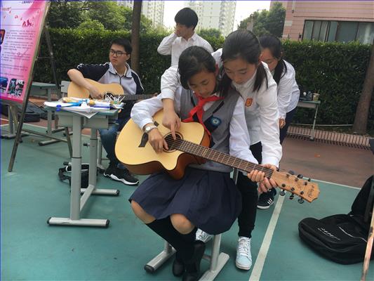 180504社团文化节3.JPG 180504社团文化节3.JPG
