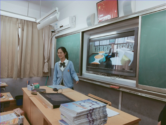 180513招生代表向明初.png 180513招生代表向明初.png