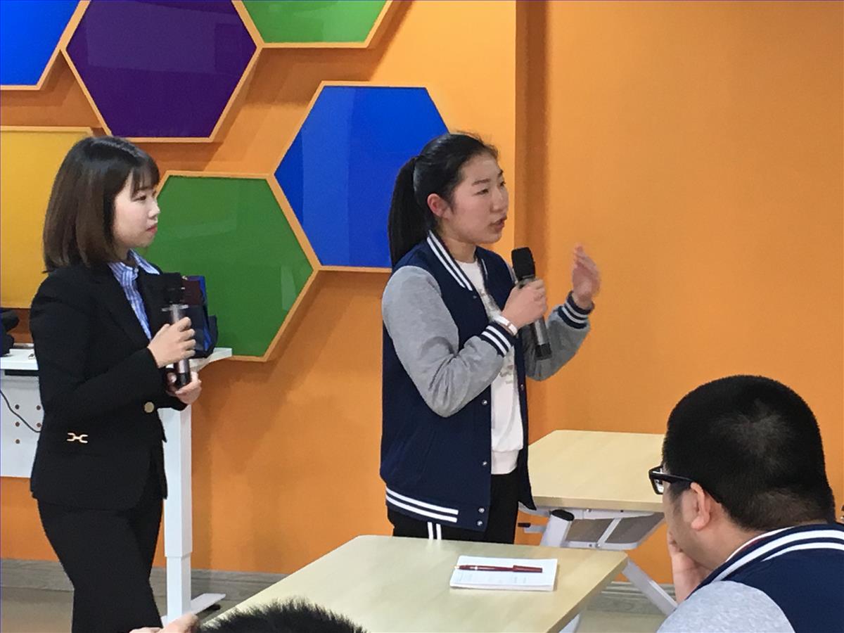 190325学校开展“为梦想赋能”生涯指导讲座2.jpg 190325学校开展“为梦想赋能”生涯指导讲座2.jpg