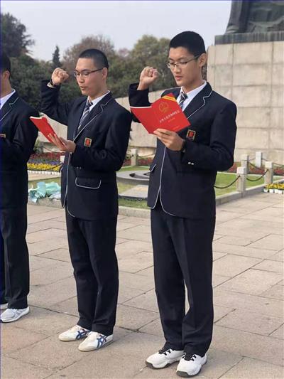 微信图片_201911061235181.jpg 微信图片_201911061235181.jpg